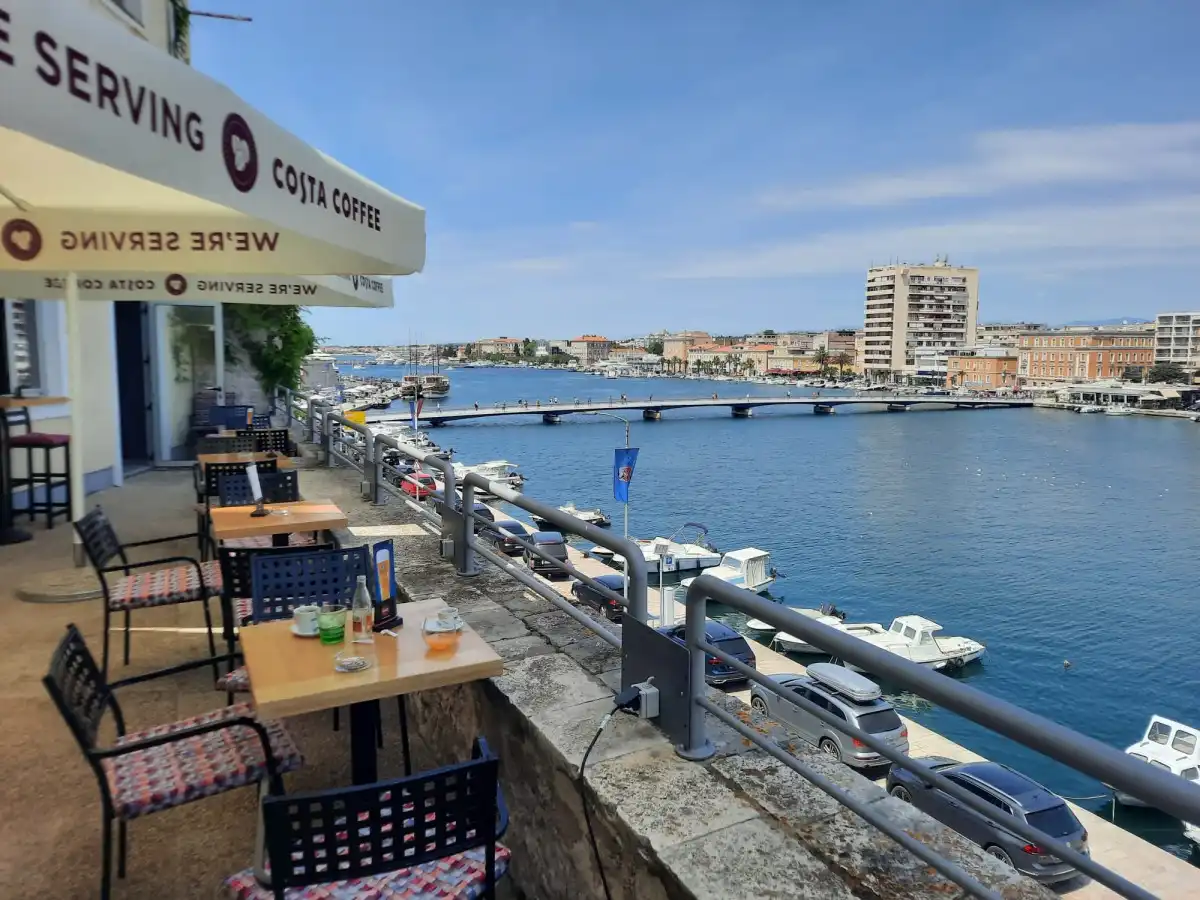 Muro Bar