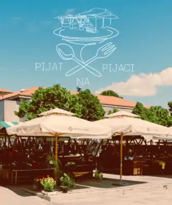 ''Pijat na pijaci '' | A Plate at the Market