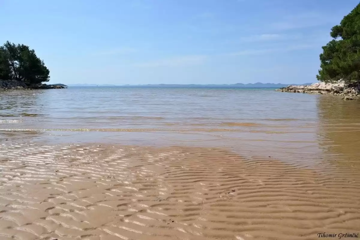 Velika Sabuša Beach