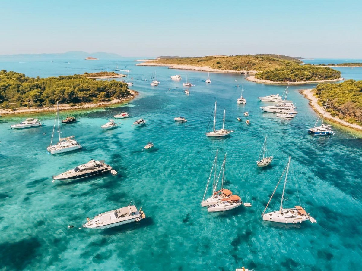 Sailing in Zadar Region